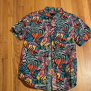 Empyre Multi-Color Geometric Short Sleeve Button-Down Shirt